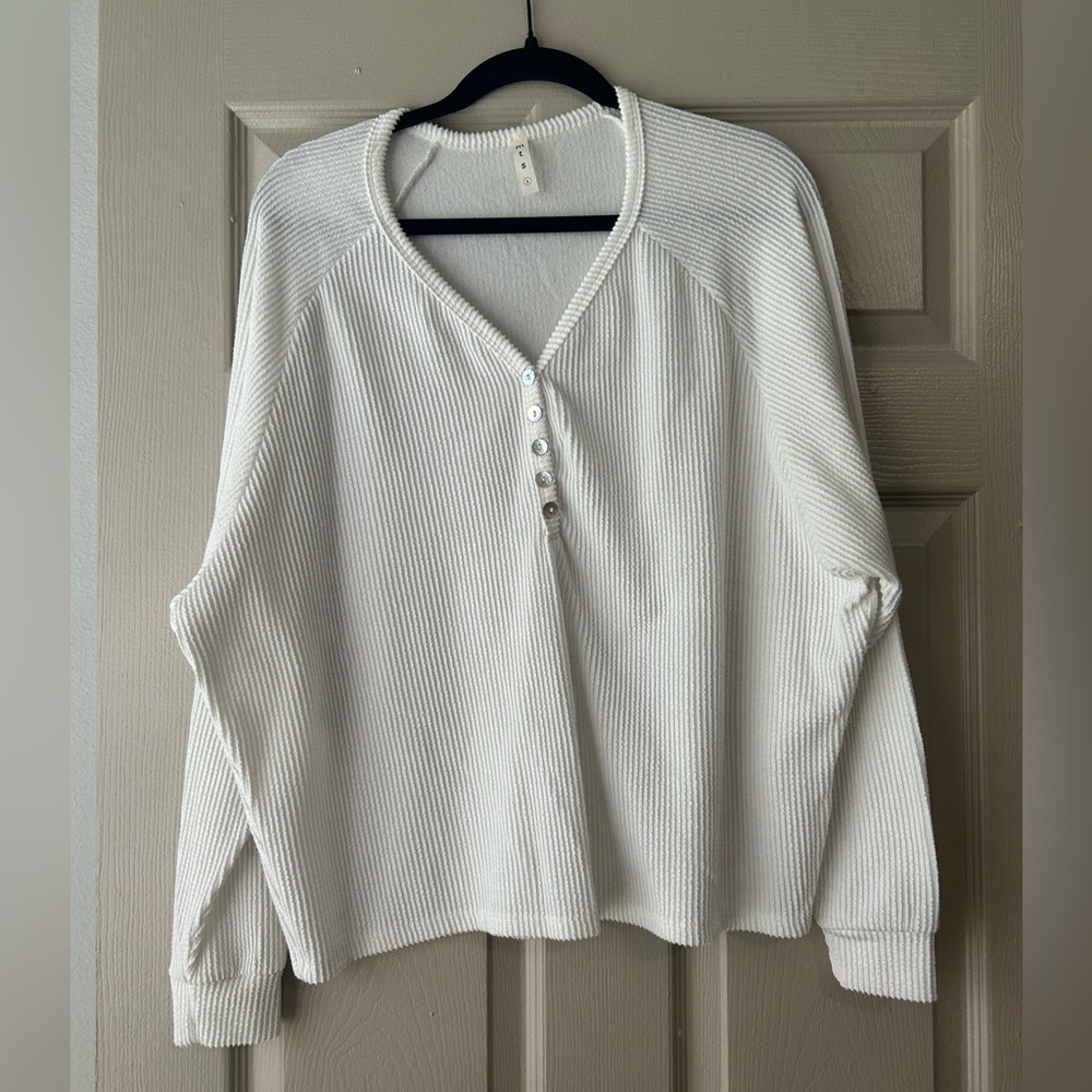 MTS White Ribbed Long Sleeve Top